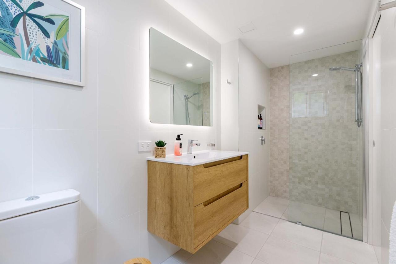 Oasis Luxe On Macrossan Street - Stylish Residence 포트 더글라스 외부 사진